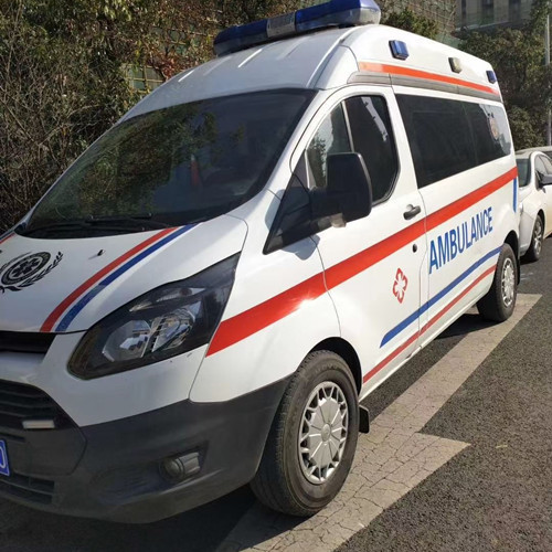 改则品质救护车出租,为您的健康出行负责